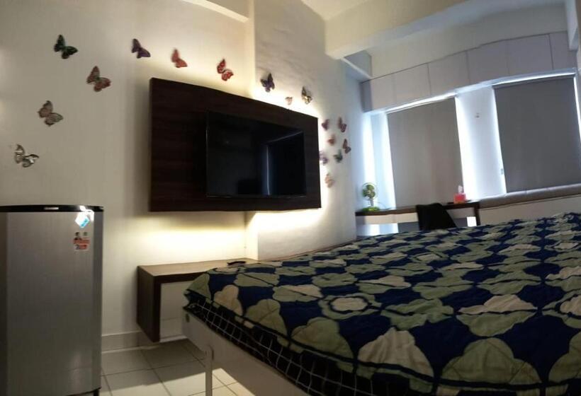Номер Deluxe, Collection O 93914 Iconic Residence