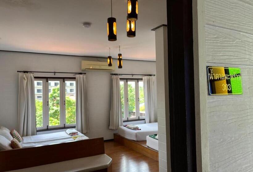 패밀리 룸, Thanicha Resort Amphawa