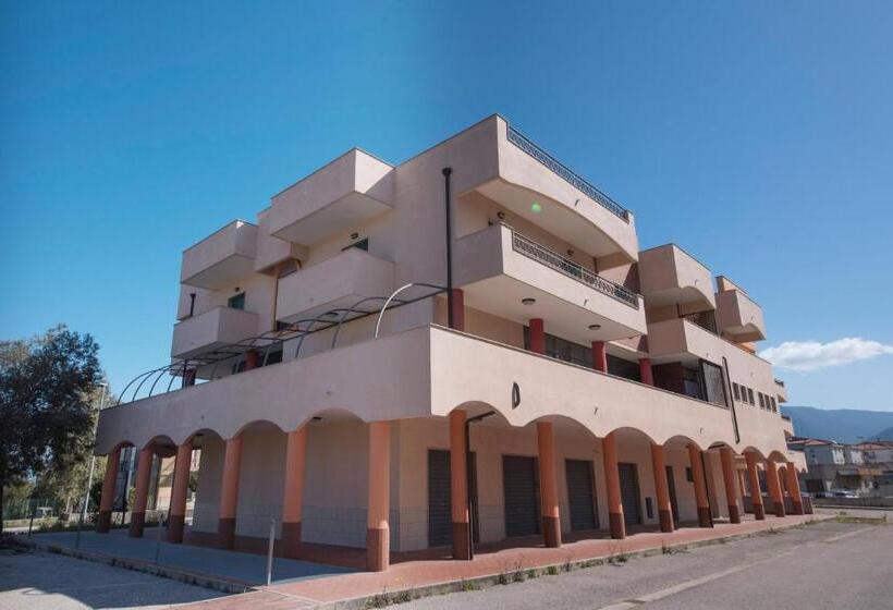 Апартаменты 1 Спальня, Residence Flora