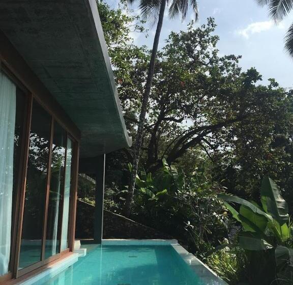 Номер Deluxe Вид на Бассейн, Sea View Resort & Spa Koh Chang