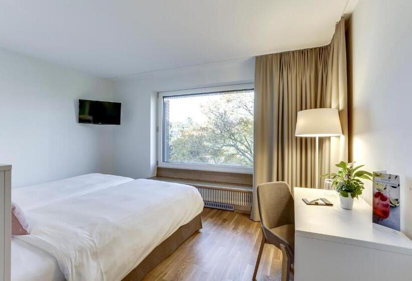 Quarto Estandar, Des Patients