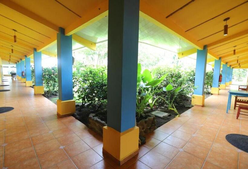 패밀리 룸, Las Lajas Beach Resort