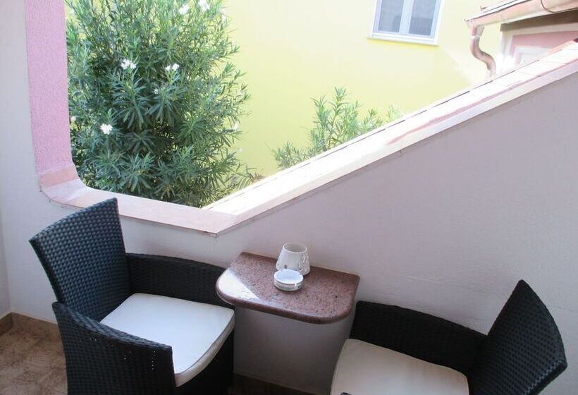 Номер Стандарт с Балконом, Guest House Villa Daniel