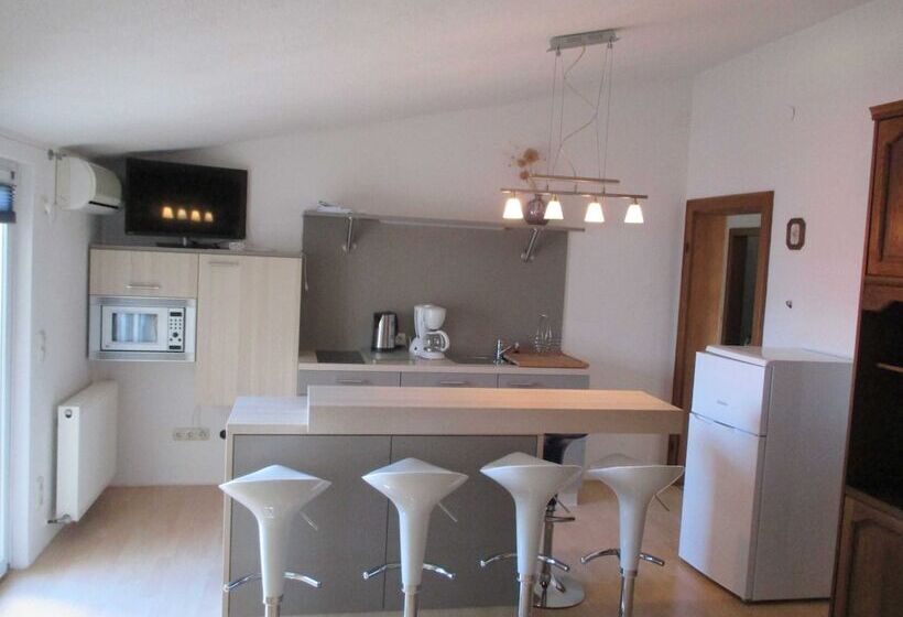 Номер Стандарт с Балконом, Guest House Villa Daniel