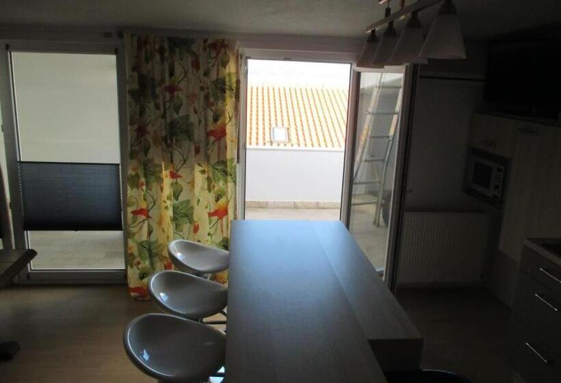 Номер Стандарт с Балконом, Guest House Villa Daniel