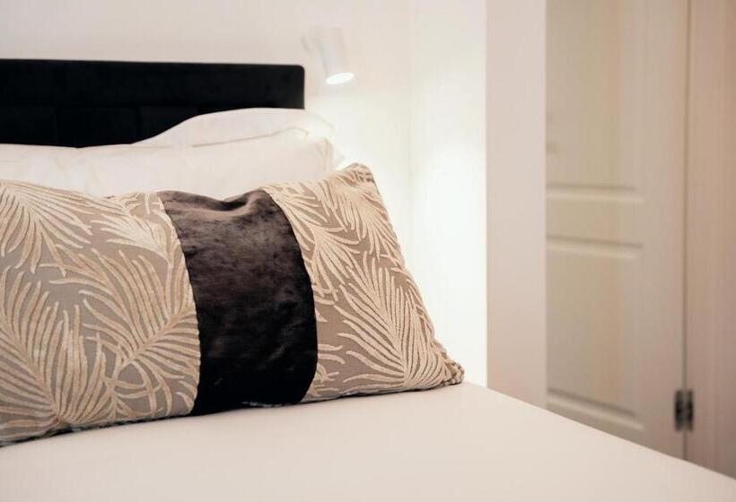 חדר סטנדרט עם מיטת קינג, Naman Hotellerie Monti