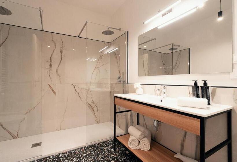 חדר משפחתי דלוקס, Naman Hotellerie Monti