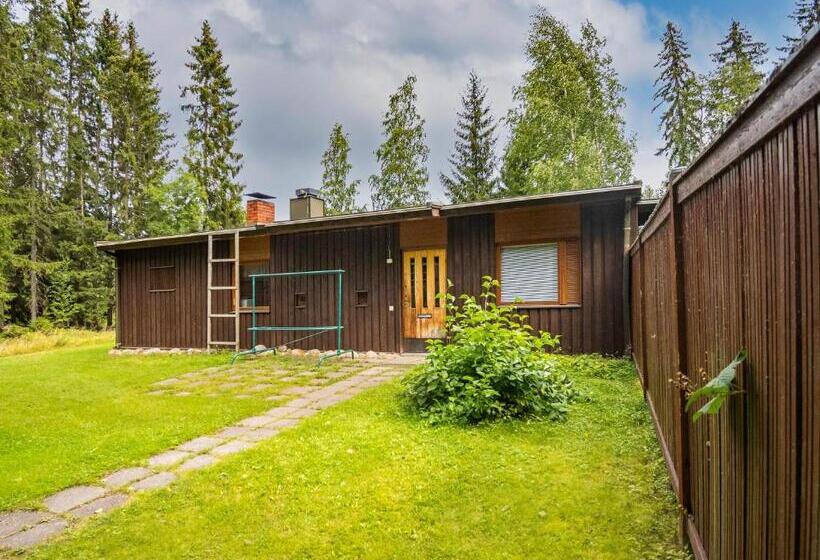침실 2개 아파트, Honkiniemi