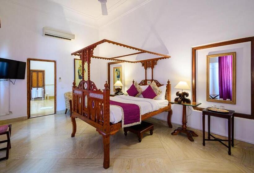 컴포트 룸, Neemrana S Baradari Palace