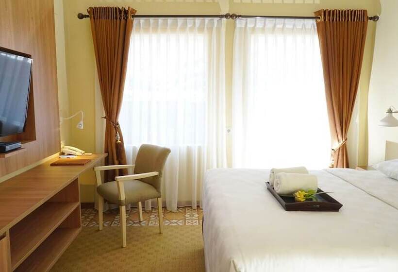 Семейный Номер, Ocean View Residence