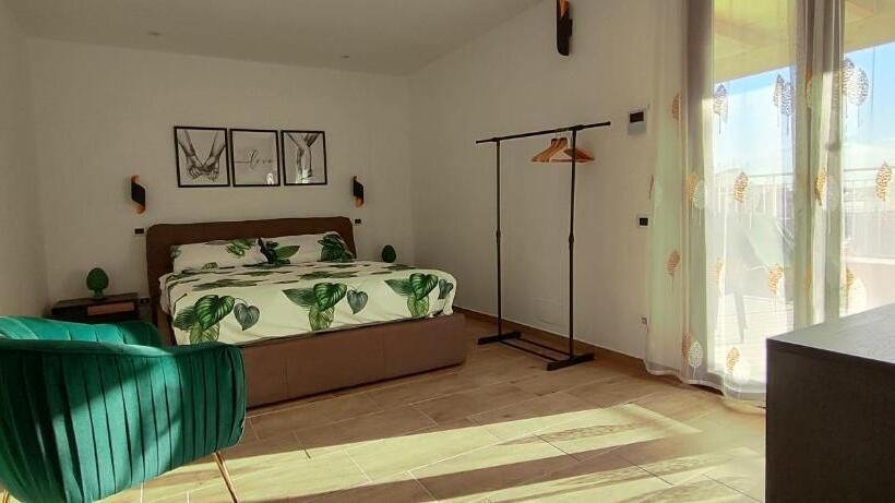 Номер Стандарт с Террасой, B&b La Campanella