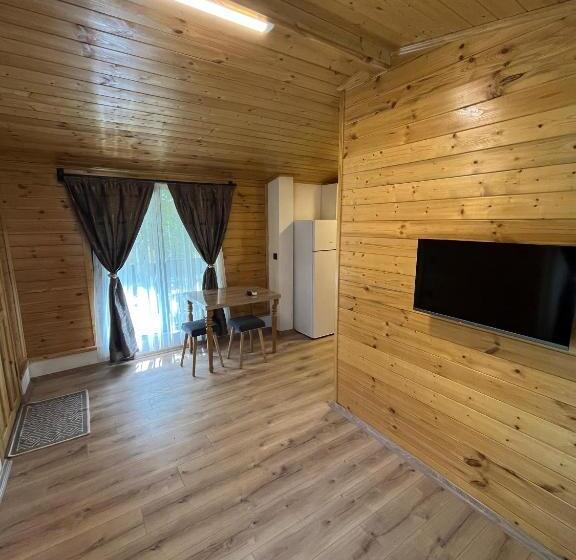 Escritório Standard Vista Jardim, Metenin Tatil Evleri