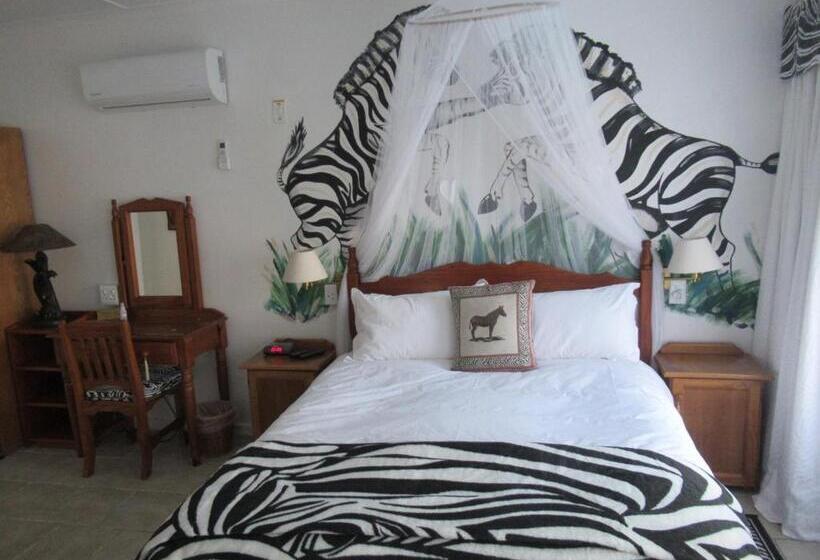 Номер Стандарт Вид на Бассейн, Bhangazi Lodge Bed & Breakfast