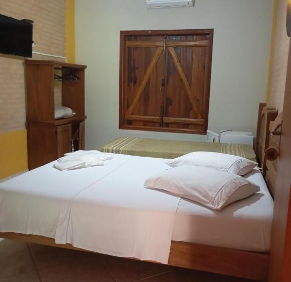 Люкс, Pousada E Camping Claro Casa De Pedra De Delfinópolis  Mg