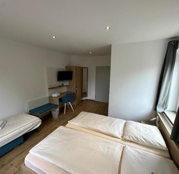 Номер Стандарт, Gasthaus   Hotel Neue Post
