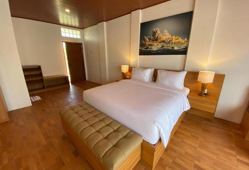 اتاق لوکس با بالکن, Made Canggu 77 Managed By Manara