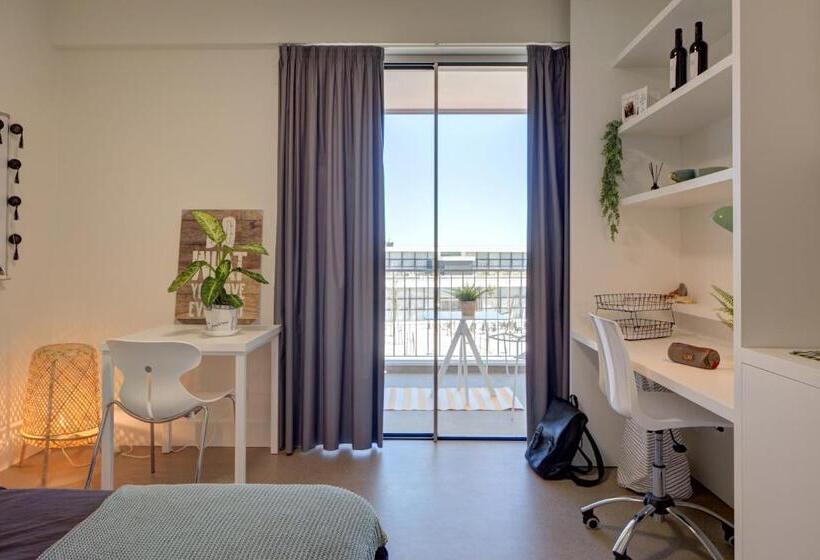 Студия Стандарт, Milestone Carcavelos Nova