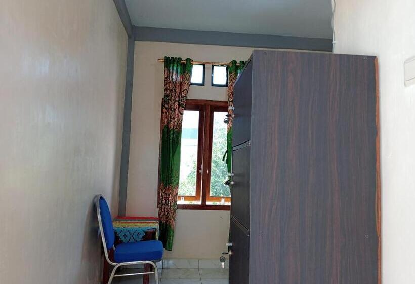 Номер Стандарт с Балконом, Yusilver Guest House