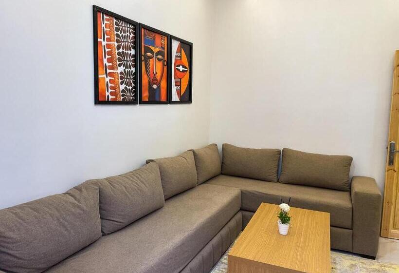 Апартаменты 1 Спальня с Балконом, Salty Holiday Apartments