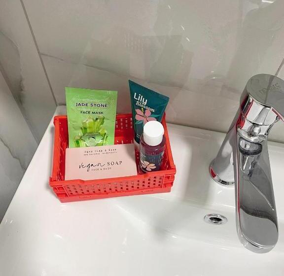 Номер Стандарт, Zelle Airport Boutique