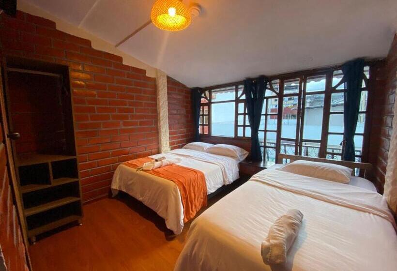 스탠다드 트리플 룸, Garden House Hostal