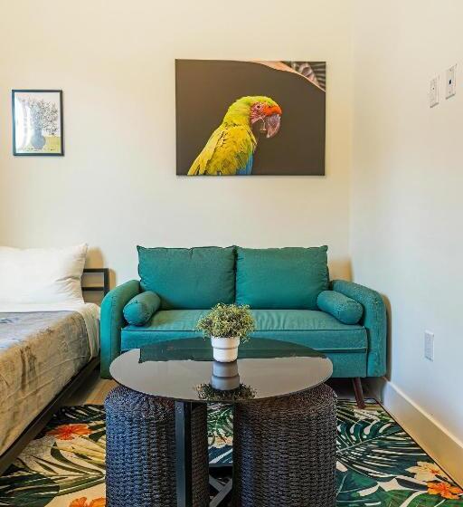 Escritório Deluxe, Olive Apartments