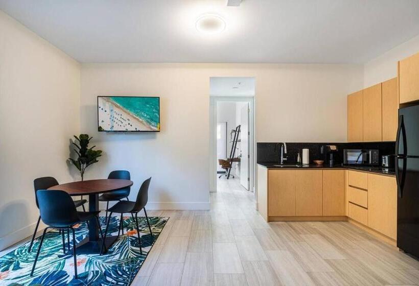 Cama em Quarto Compartilhado, Olive Apartments