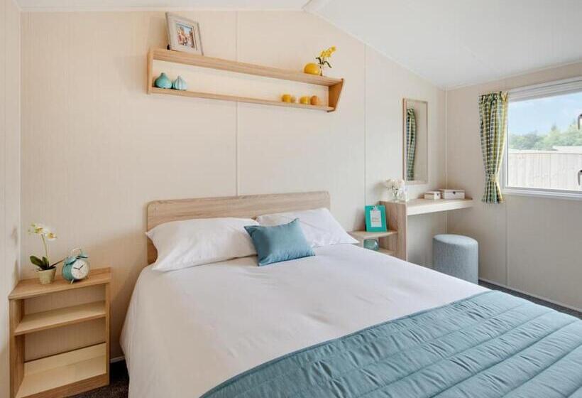 Дом 2 Спальни, Silver Carr Holiday Park