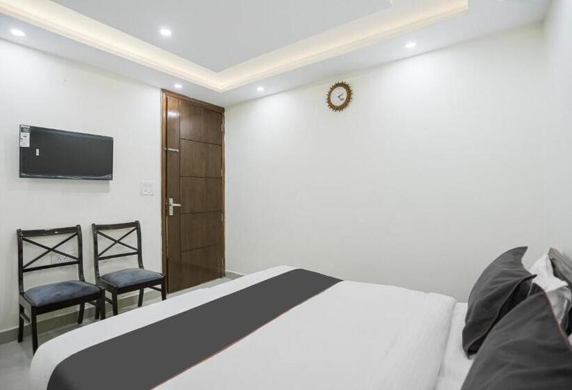 Трехместный Номер Классика, Oyo Hotel Veda Inn