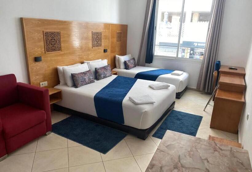 اتاق سوپریور سه تخته, Miramar