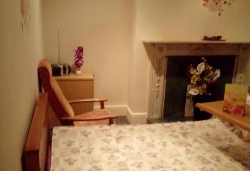 Quarto Estandar Individual para Deficientes Físicos, Carer 4 You Residential Home