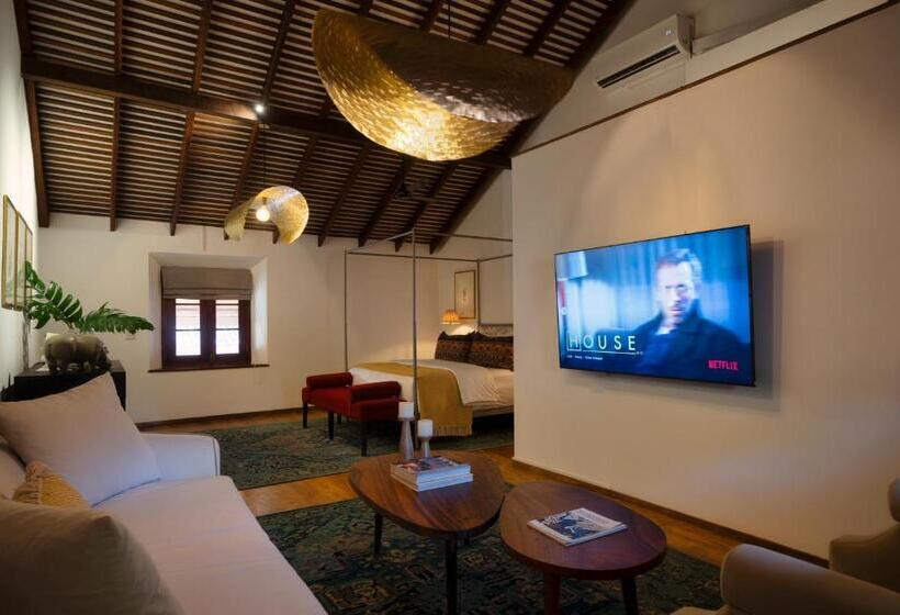 Люкс Deluxe Кровать Кинг, The Bungalow Galle Fort   Hotel   Restaurant   Cocktail Bar