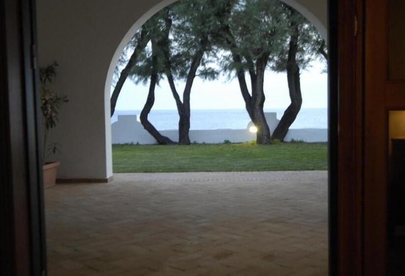 اتاق لوکس, Villa Sangineto Resort