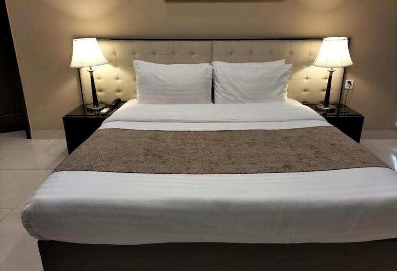 اتاق لوکس, Grand Regent Hotel & Suites