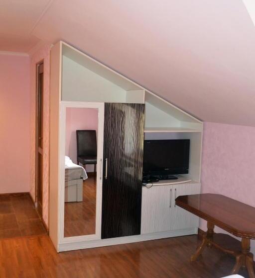 Quarto Economy, Nirvana