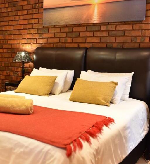 اتاق استاندارد با چشم‌انداز استخر, The Cedars Bed And Breakfast
