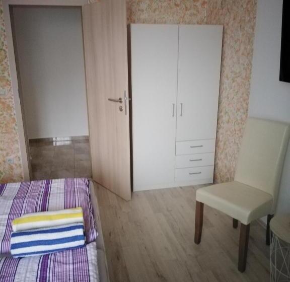 Apartamento 2 Dormitórios, Coraline Vendégház