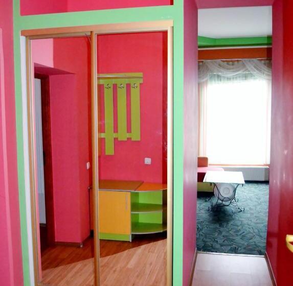 חדר סטודיו סטנדרד, Zabava Guest House