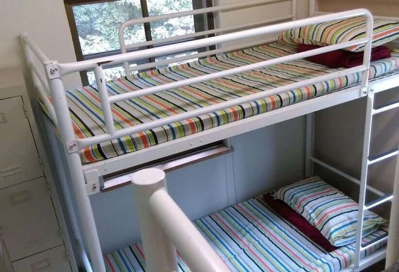 تختخواب در اتاق مشترک, Yha Ngong Ping Sg Davis Youth Hostel