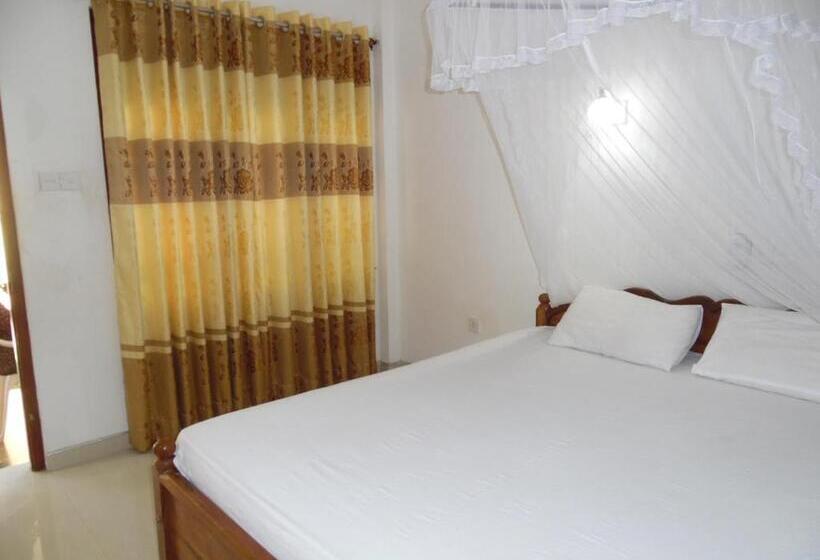 اتاق استاندارد, Bloom Guest House