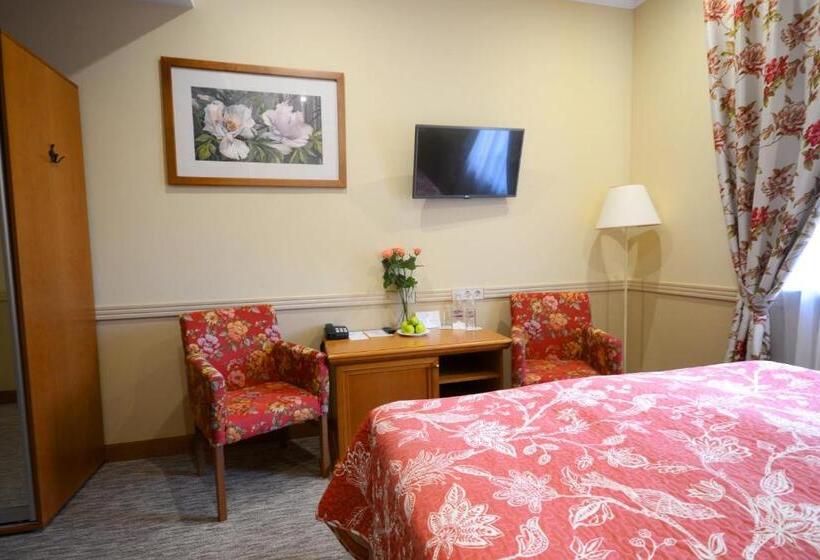 Номер Стандарт, Premier Hotel Pochaiv