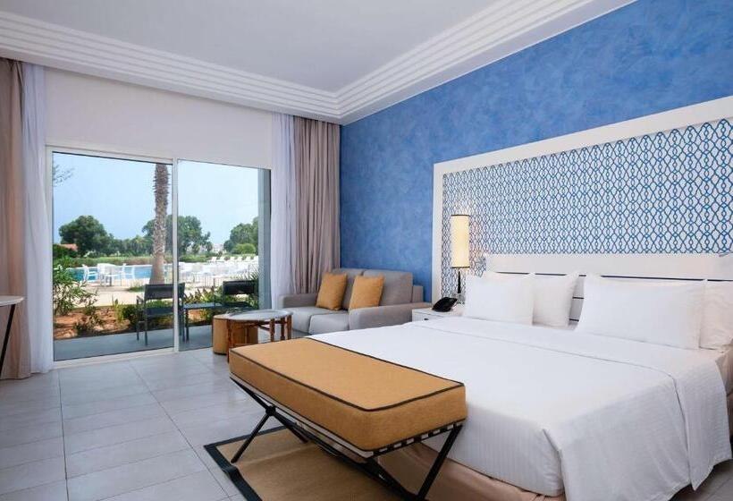 Номер Premium Вид на Гольф, Radisson Blu Resort Saidia Garden