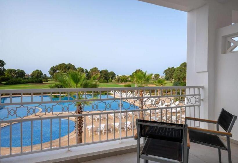 Номер Premium Вид на Гольф, Radisson Blu Resort Saidia Garden