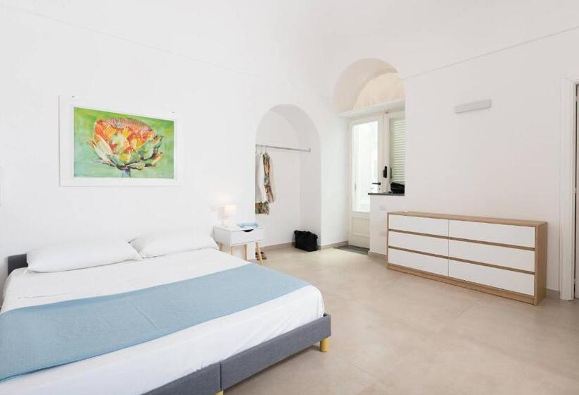 Escritório Deluxe, Gioia 13 Rooms & Apartments