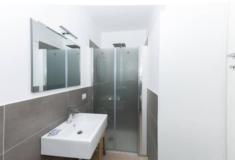 Quarto Economy, Gioia 13 Rooms & Apartments