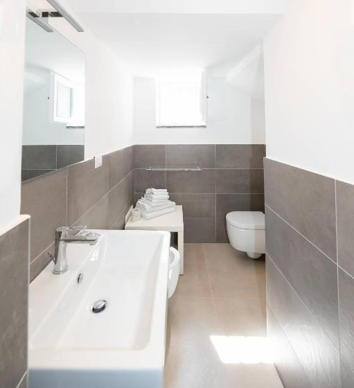 Quarto Economy, Gioia 13 Rooms & Apartments