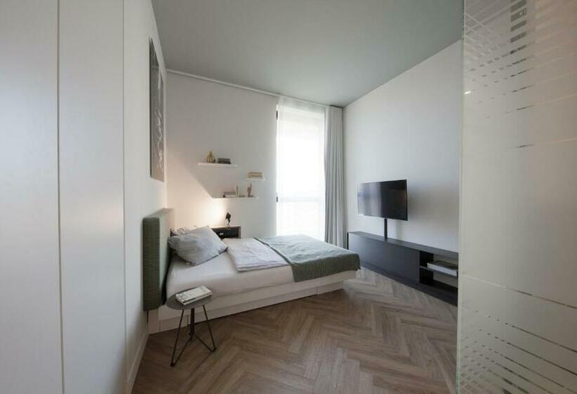 Студия Стандарт, Smartments Business München Parkstadt Schwabing
