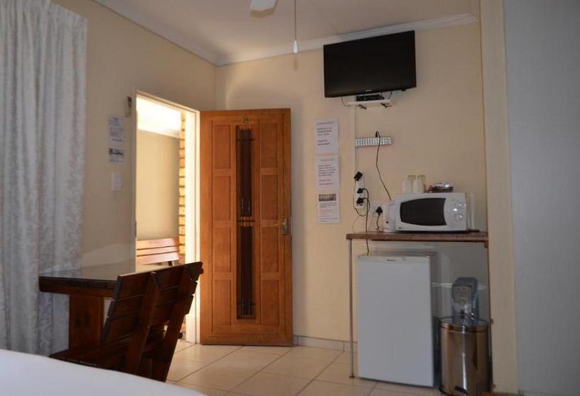 Семейный Номер, Zebra Guesthouse