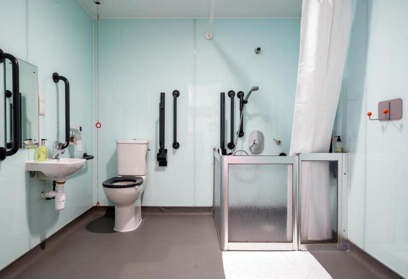 Номер Стандарт Адаптированный для Инвалидов, Easyhotel Birmingham