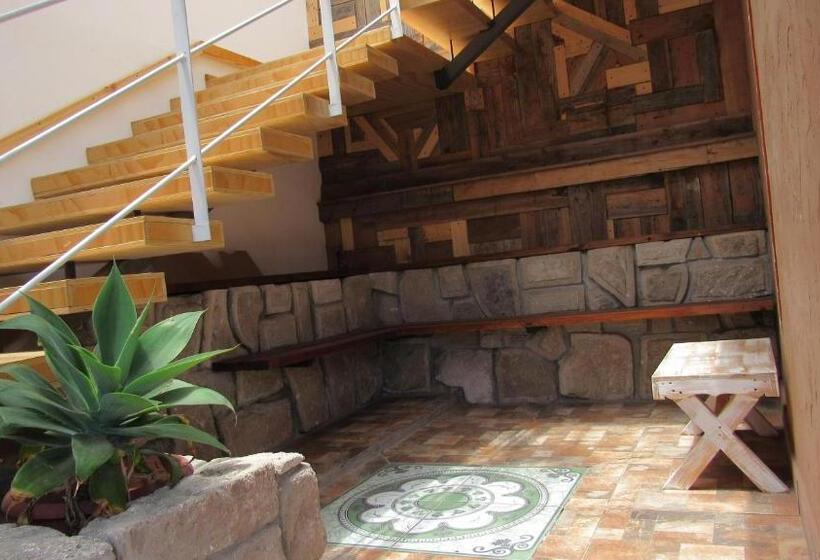 ルームシェアのワンベッド, Hostal Valle Mistral